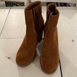 Crown Vintage Platform ankle boots